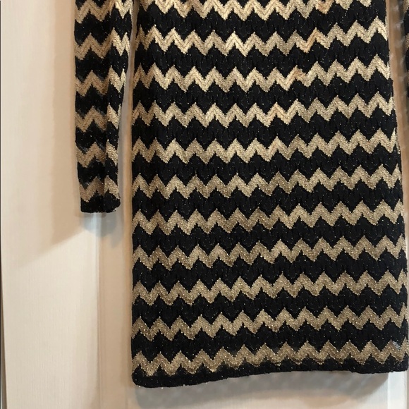 NINE WEST BLACK AND GOLD DRESS - Picture 3 of 4
